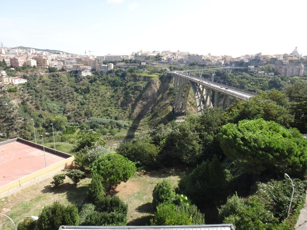 Benny Hotel Καταντζάρο Εξωτερικό φωτογραφία