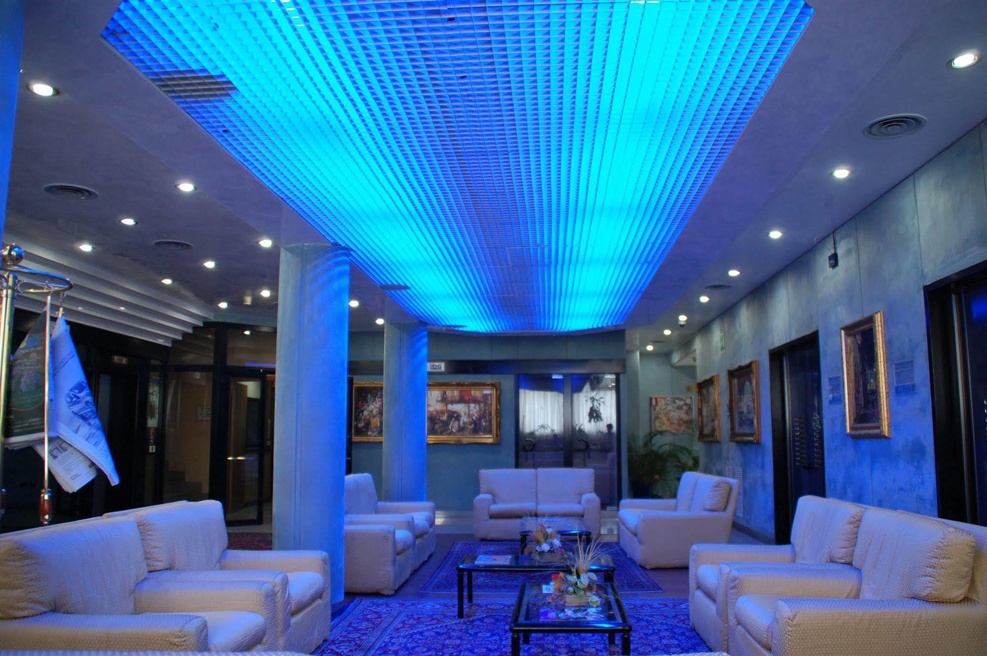Benny Hotel Καταντζάρο Εξωτερικό φωτογραφία