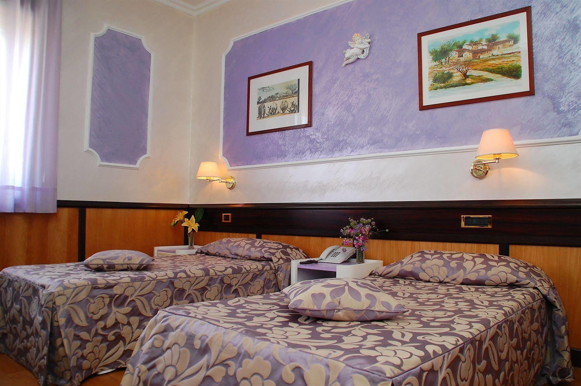 Benny Hotel Καταντζάρο Εξωτερικό φωτογραφία